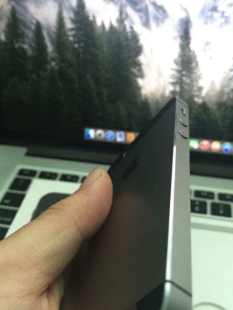 iPhone 5s Grey 32gb Like New - 6