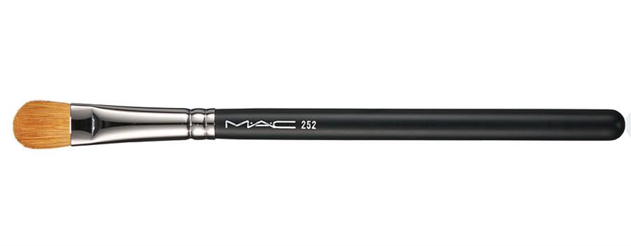 mac 252 brush