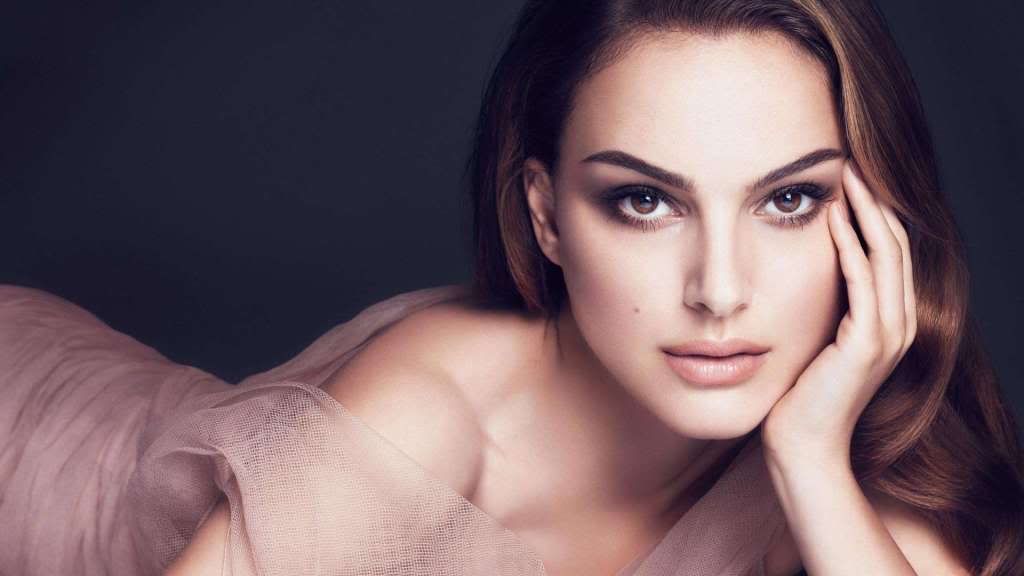 Natalie-Portman-Mole_wwwFullHDWppcom_.jp