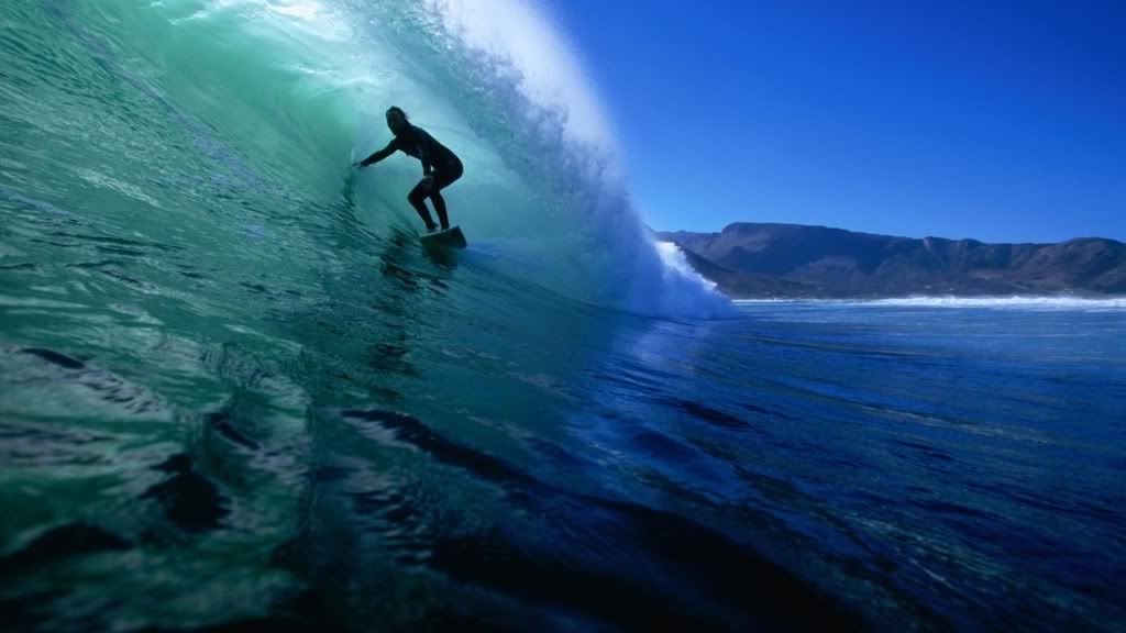 Surfing-Big-Wave_wwwFullHDWppcom_.jpg