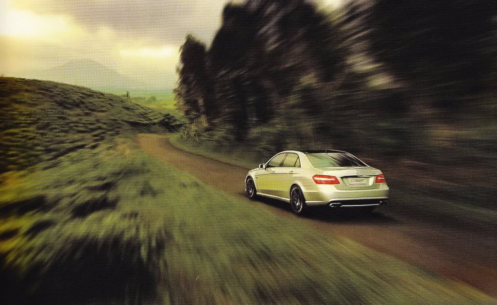MERCEDES-BENZ E350 COUPE: Rely on CD 6 Slot