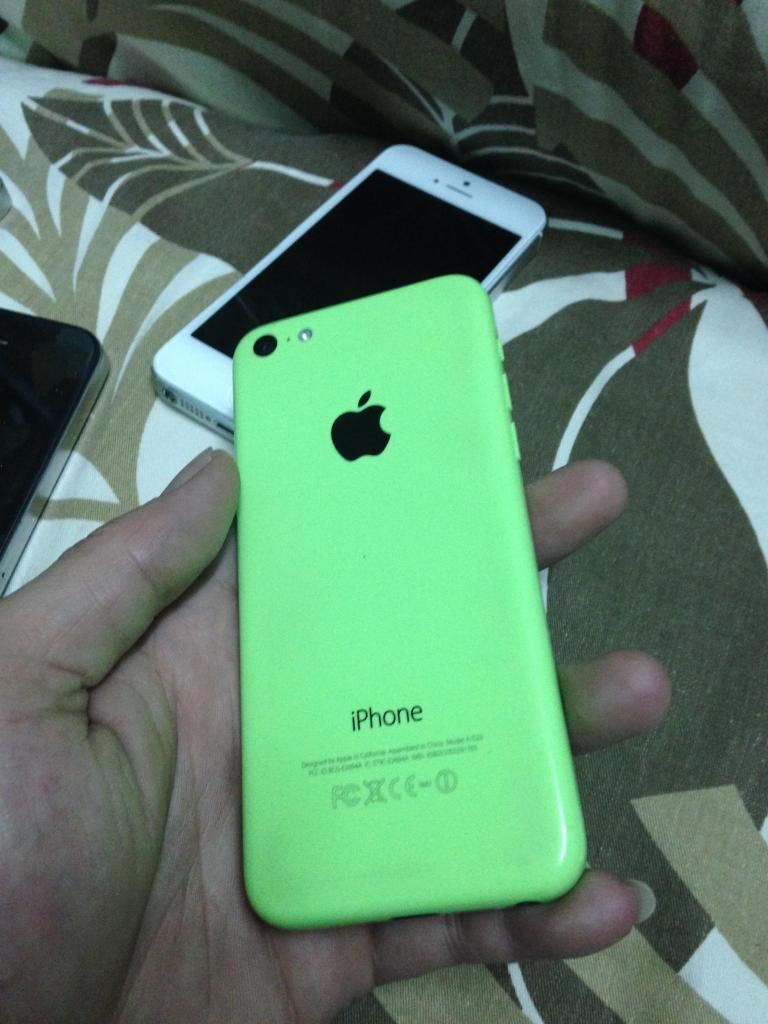 iphone 5 16G white quốc tế & lock + iphone 5C quốc tế = 7tr + iphone 4S lock = 4tr - 16