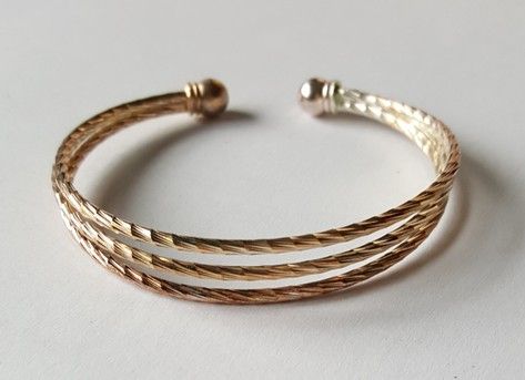 Bracelet_zpsv17s8agq.jpg