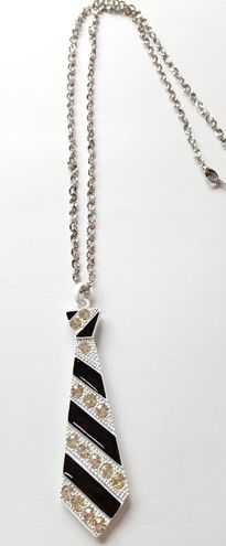Necktie%20necklace_zpsscyg0adm.jpg