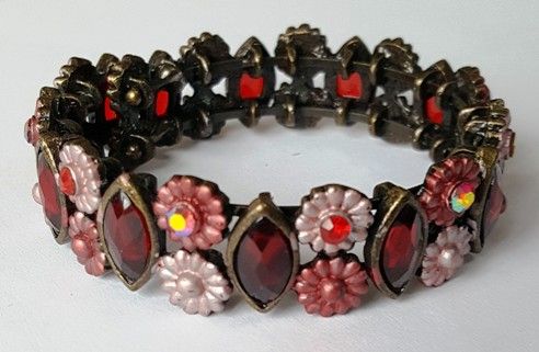 Red%20flower%20bracelet_zpsqayzes3l.jpg
