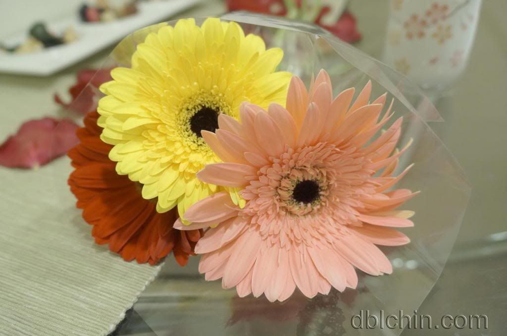  photo brightflowers.jpg