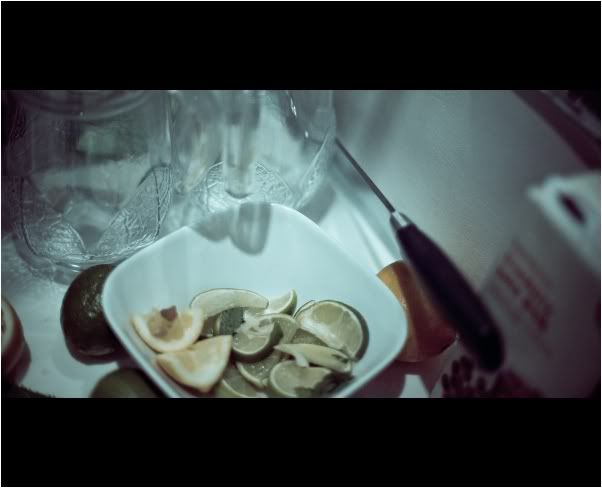 IMAGE: http://i1107.photobucket.com/albums/h394/thatbunny5/IMG_5430.jpg