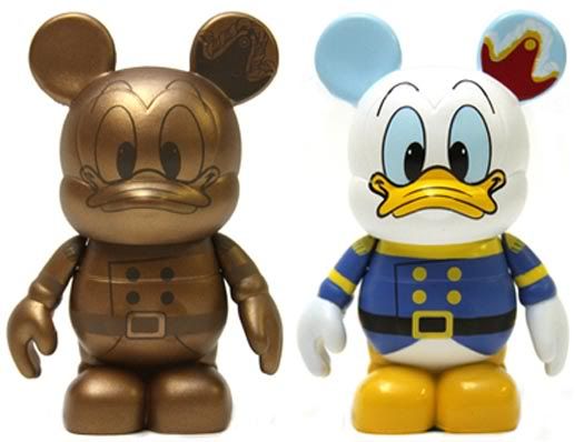 Disney-Dream-Vinylmation-2.jpg