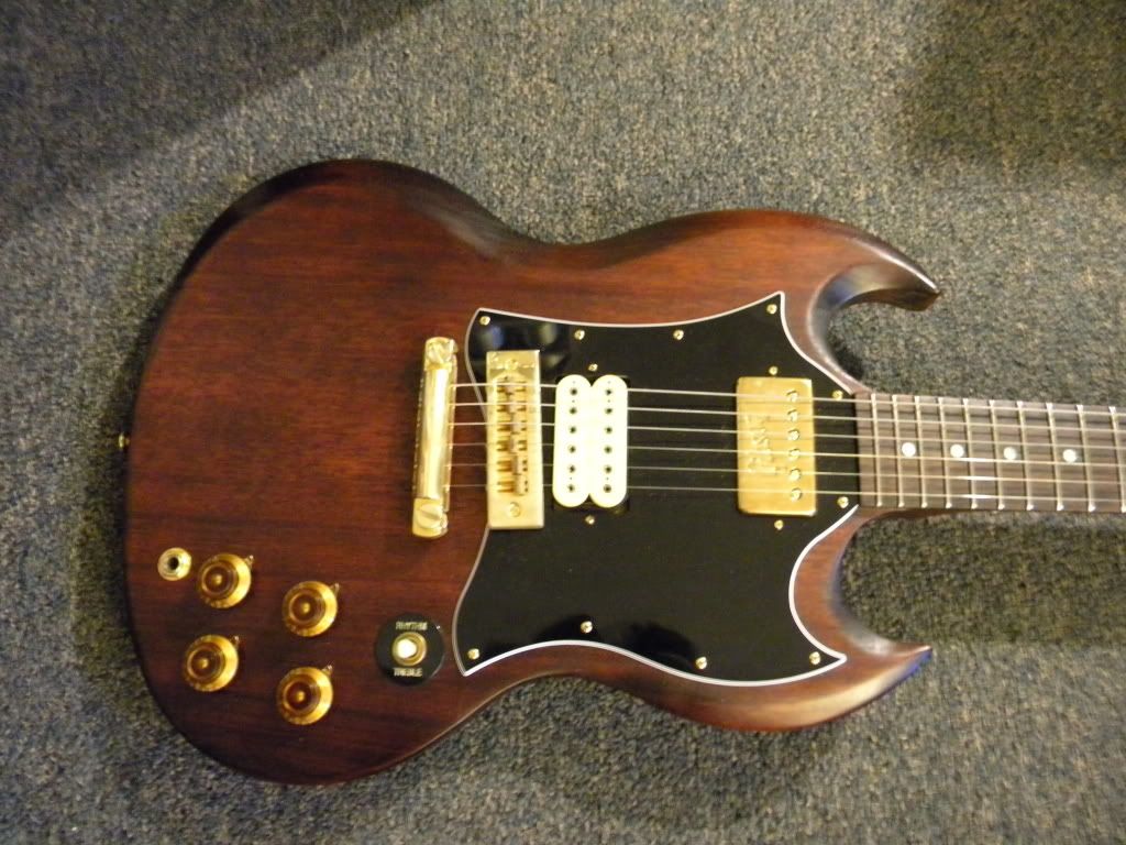 SGguitar001.jpg