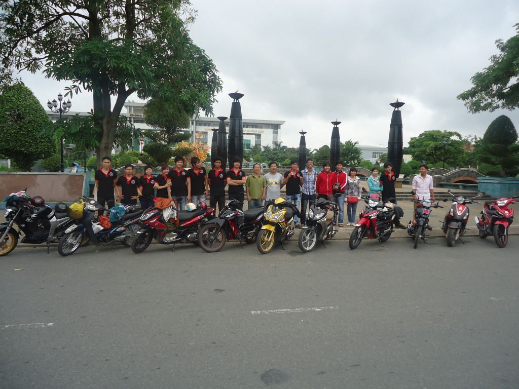 Dĩ An Charity Club_Gia đình khó khăn Bàu Cạn Long Thành - 1