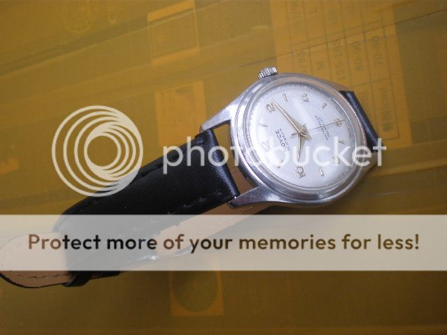 Vintage SWISS ROYCE 17 Jewels Manual Mens Watch  